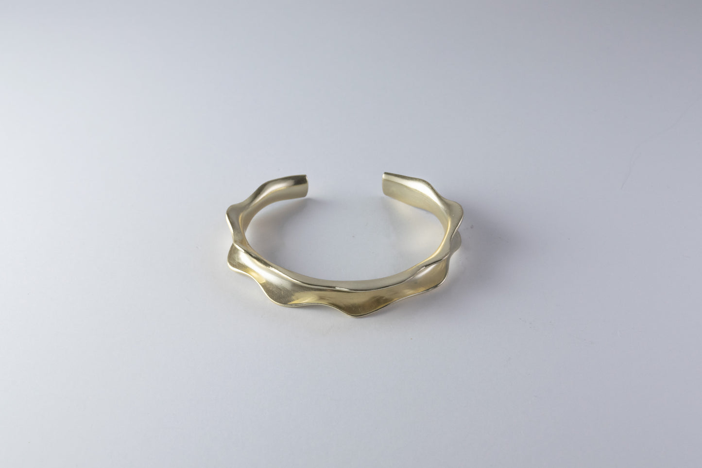 Twisted Stary Haze Statement Cuff