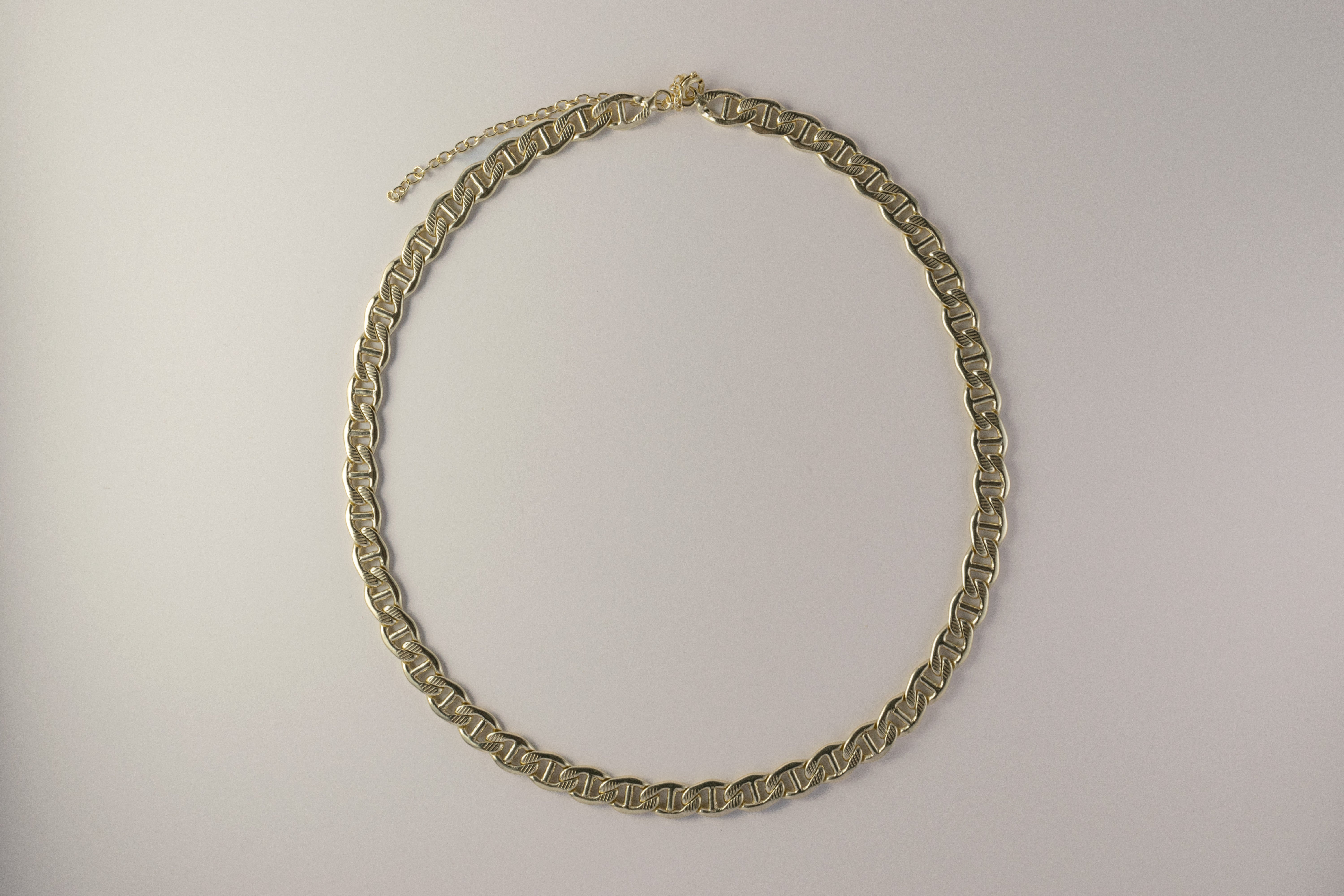 Bold Statement Chunky Chain necklace