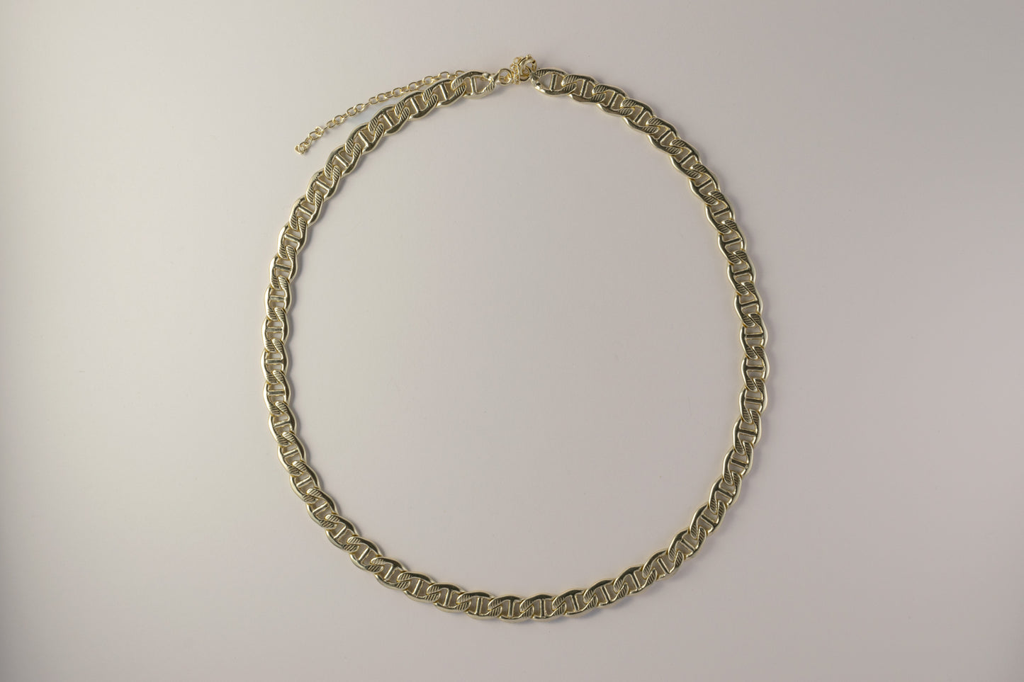 Bold Statement Chunky Chain necklace