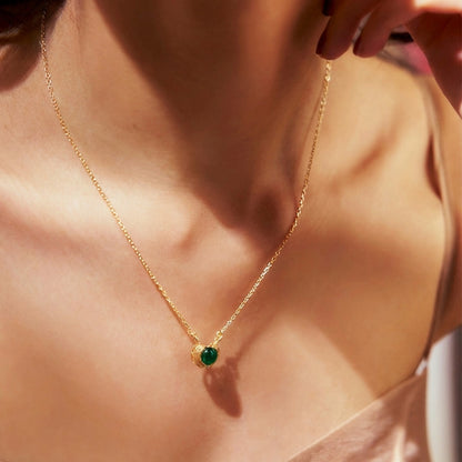 Emerald Dainty necklace - Orbit Verde