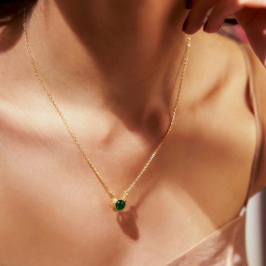 Emerald Dainty necklace - Orbit Verde